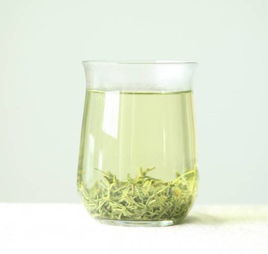 庐山云雾茶的主要保健功效与作用：