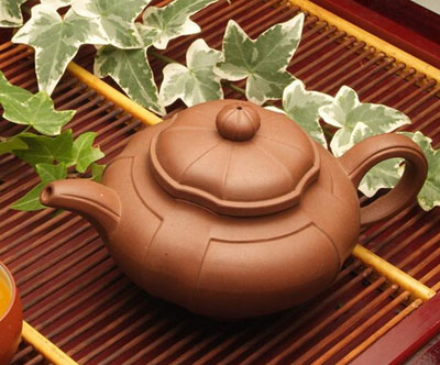 真假紫砂壶的鉴别方法